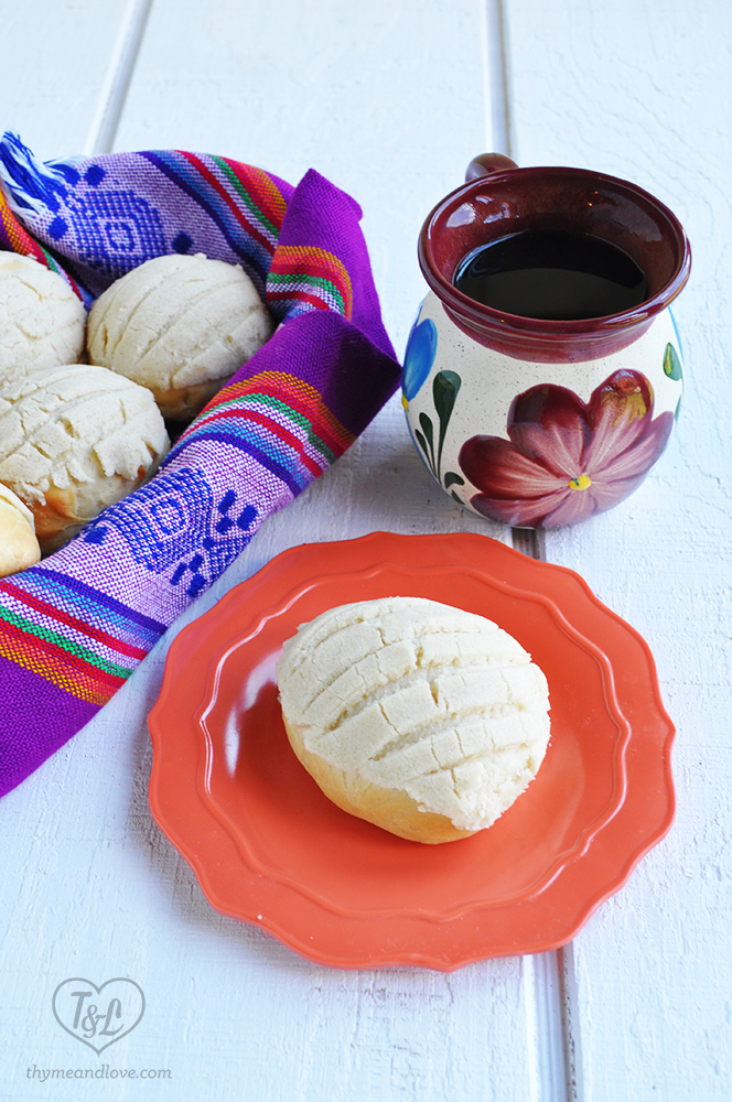 A classic Mexican Pan Dulce recipe for Conchas with a Vegan twist.