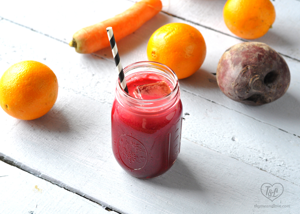 Fresh and healthy Beet, Carrot & Orange Juice. Perfect to kick off the New Year with a healthy and delicious fresh pressed juice! #juice #vegan #healthy