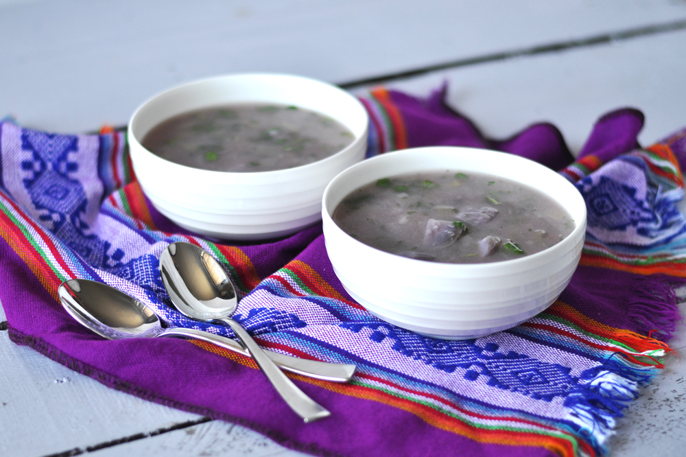 Light + Healthy Purple Potato Soup. Purple potatoes are filled with antioxidants making this an extra healthy soup! #vegan #soup #potatoes 