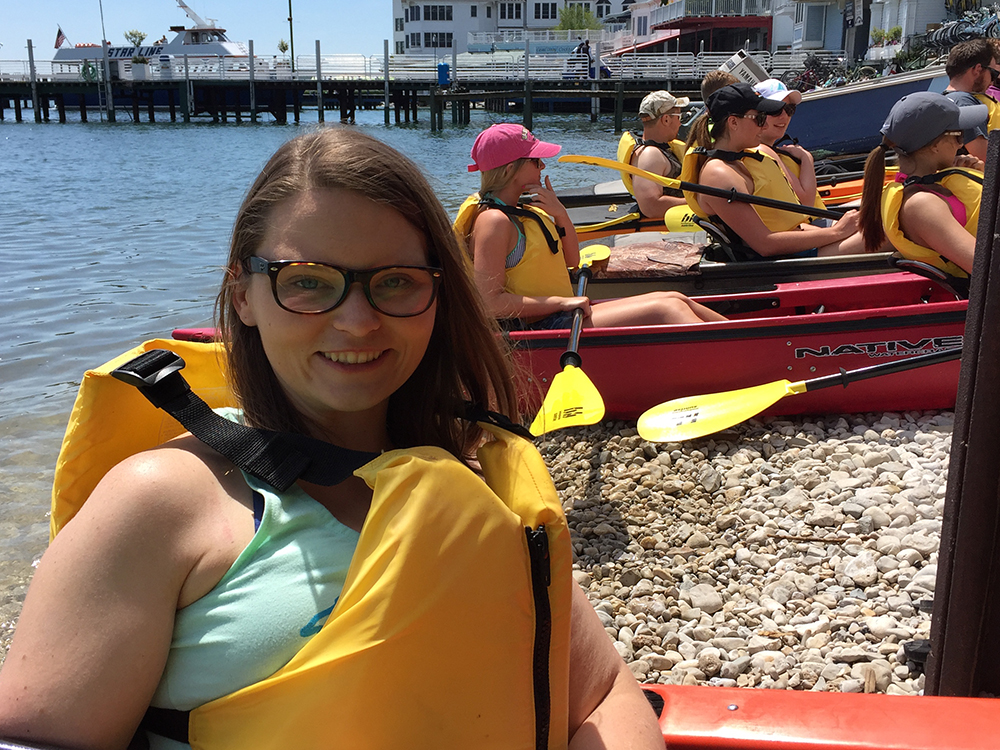 Mackinac Island Kayak Tour: a fun activity that is a must do on Mackinac Island! Great Turtle Kayak Tours do an amazing job! #mackinac #michigan