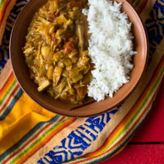 Easy Vegan Jackfruit Curry. Perfect for a cold winters night. #vegan #jackfruit