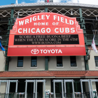 Travel Guide to Wrigleyville in Chicago: Tips for seeing the Cubs play at Wrigley Field. #Chicago #Cubs #baseball #sports #travel #summer #midwest #travel #getaway #Illinois #trip #guide #planning