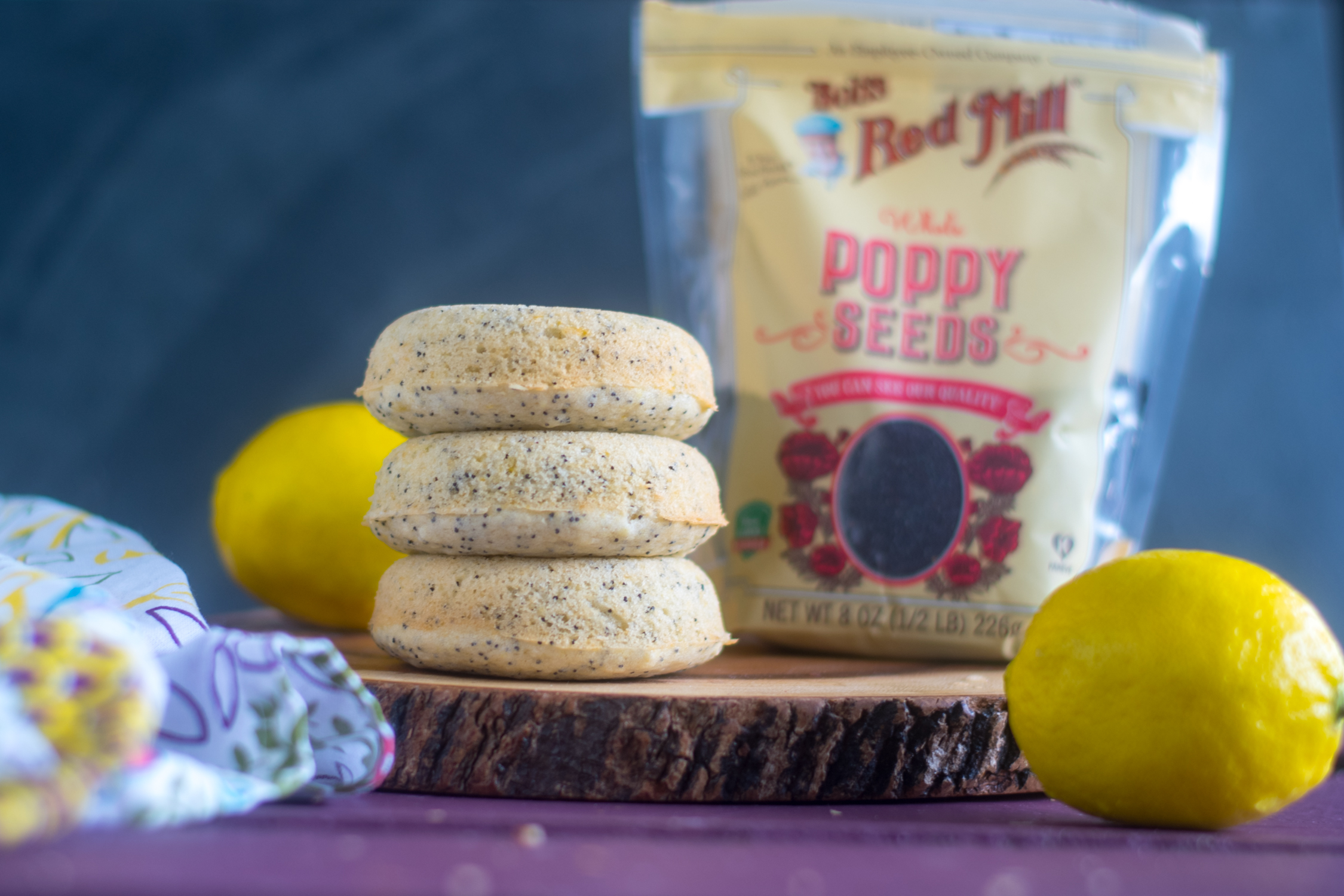 Baked vegan lemon poppy seed donuts #vegan #donuts #lemon #breakfast #recipes 