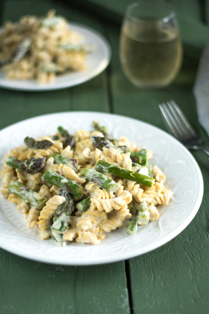 Creamy Vegan Asparagus Pasta 