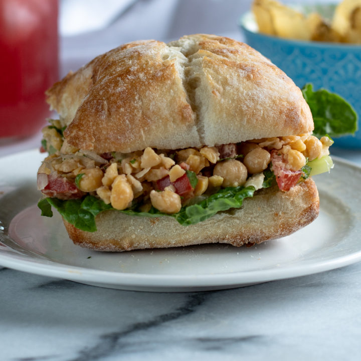 Mexican-Chickpea-Salad-Sandwich