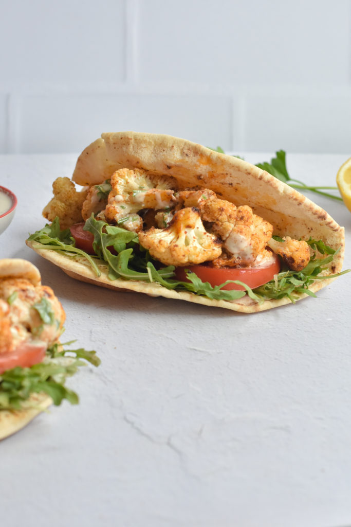 Quick and easy cauliflower pitas with tahini sauce. Healthy and vegan! 