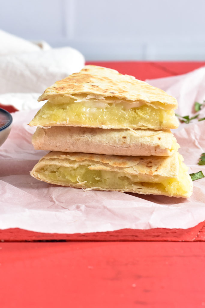 Easy vegan potato and cheese quesadilla. 