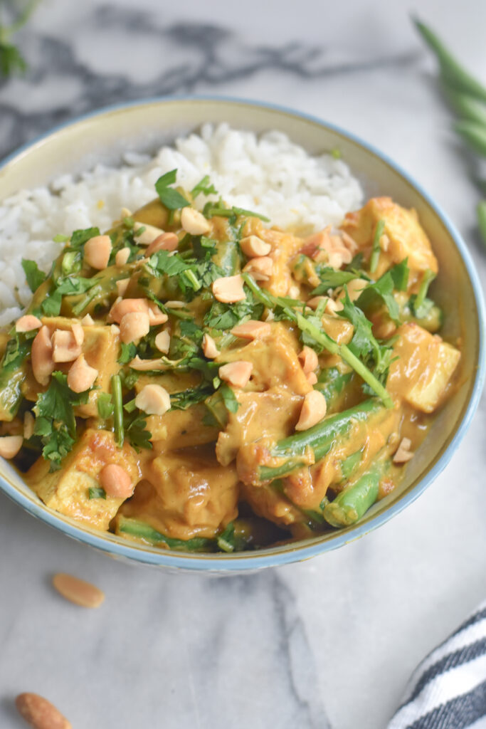 Green Bean Tofu Stir Fry is a quick, easy protein packed plant-based dinner. 